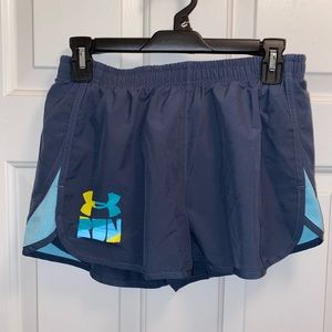 Running shorts